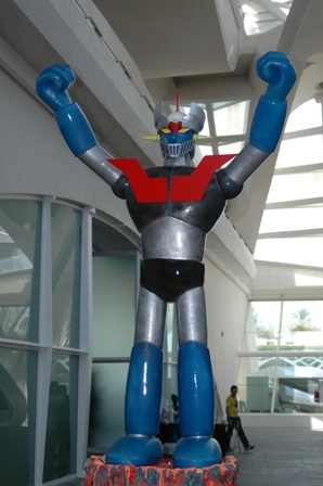 MazingerZ dando la bienvenida al evento
