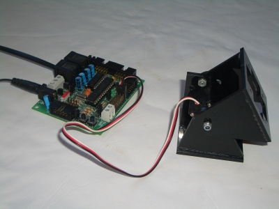 skypic-servo-peq.jpg