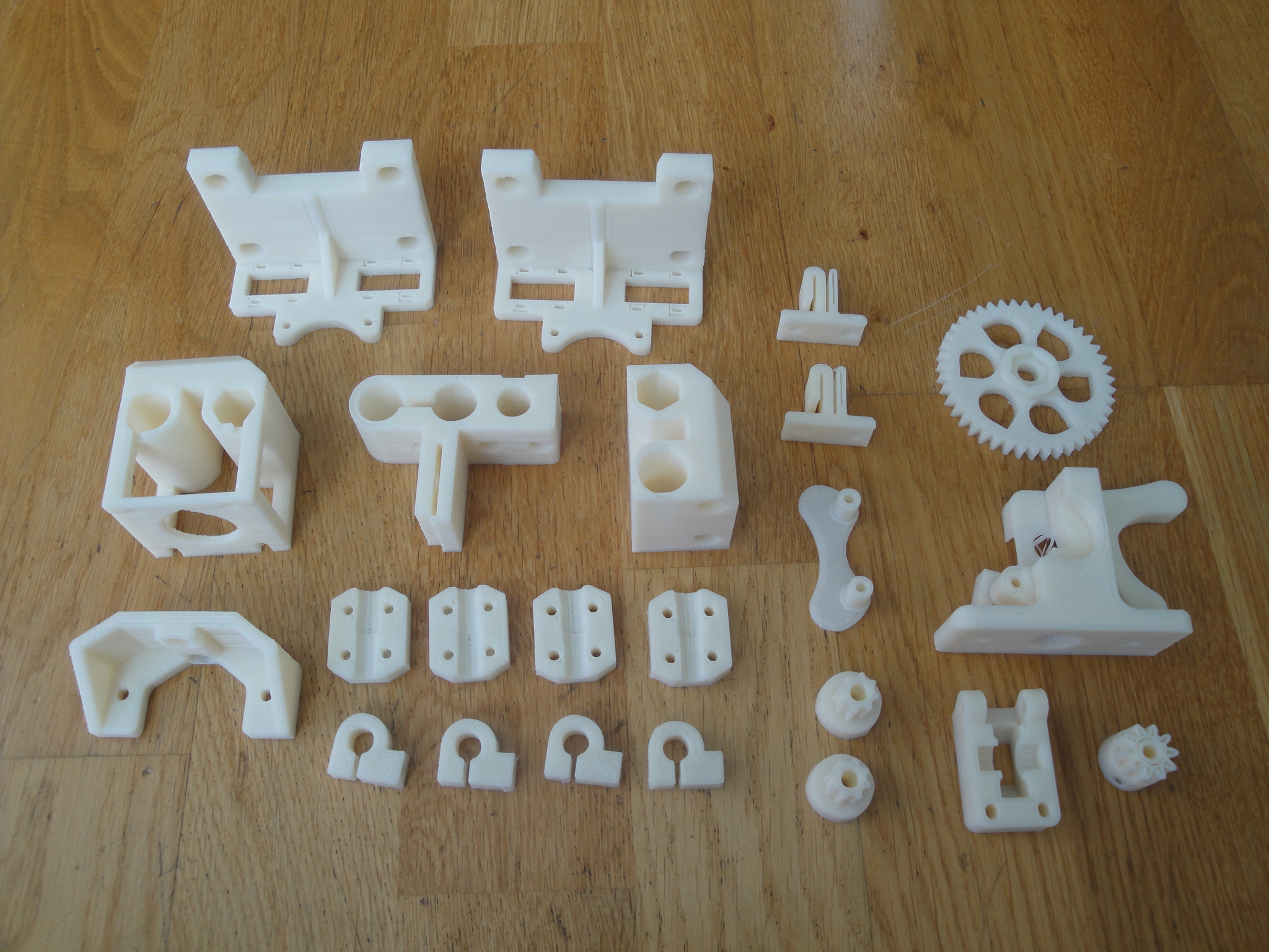 Piezas de la Printrbot de Javier del Álamo (click para ampliar)